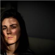 Fotografa di professione, con la passione per l'insegnamento